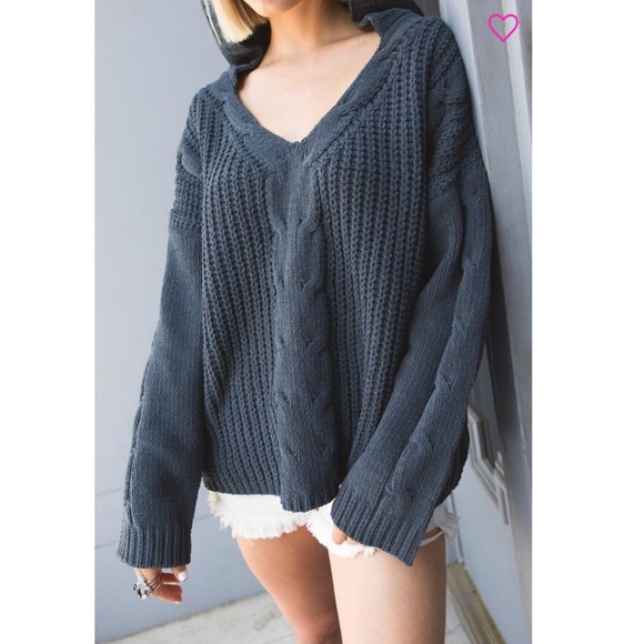 ✨LAST 2 Charcoal Chenille cable knit - Picture 2 of 6